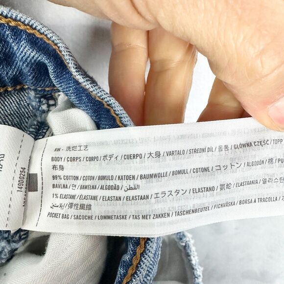 Abercrombie & Fitch 90s Relaxed Cutoff Short High Rise Size 10 Medium Wash - Picture 4 of 4